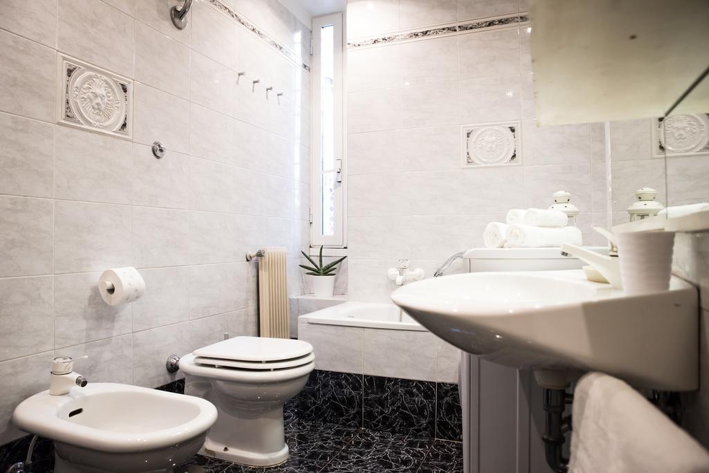 Porta Latina Apartment โรม ภายนอก รูปภาพ